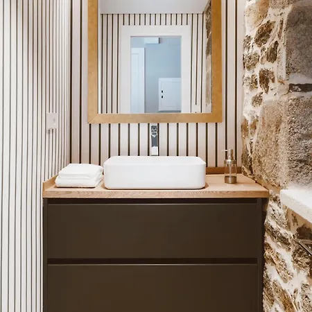 Ribeira Sacra A Orilla Rio Mino Casas Do شقة