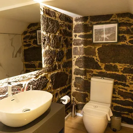 Ribeira Sacra A Orilla Rio Mino Casas Do شقة Pincelo