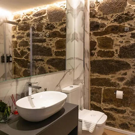 Ribeira Sacra A Orilla Rio Mino Casas Do شقة *