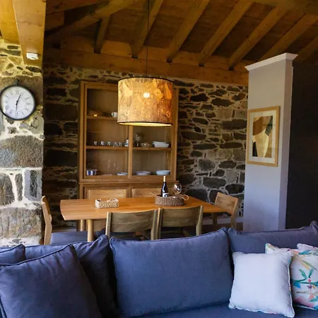 Ribeira Sacra A Orilla Rio Mino Casas Do شقة Pincelo